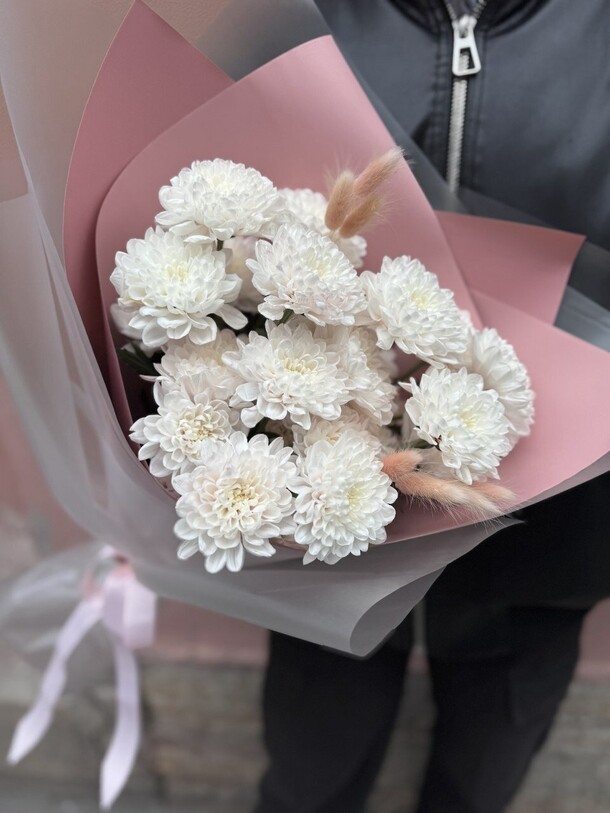 Стойкие хризантемы, артикул F1445477 - 2500 рублей, доставка по городу. Flawery - доставка цветов