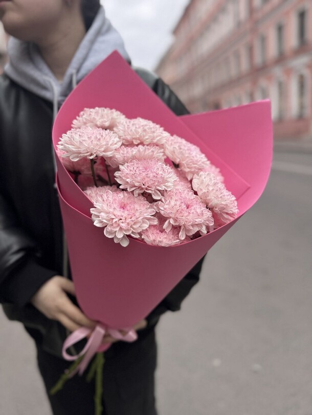 Розовые хризантемы, артикул F1445478 - 2500 рублей, доставка по городу. Flawery - доставка цветов