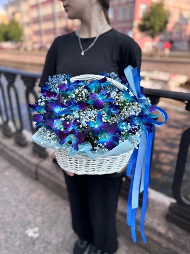 Яркая корзина с орхидеями, артикул F1448260 - 12000 рублей, доставка по городу. Flawery - доставка цветов