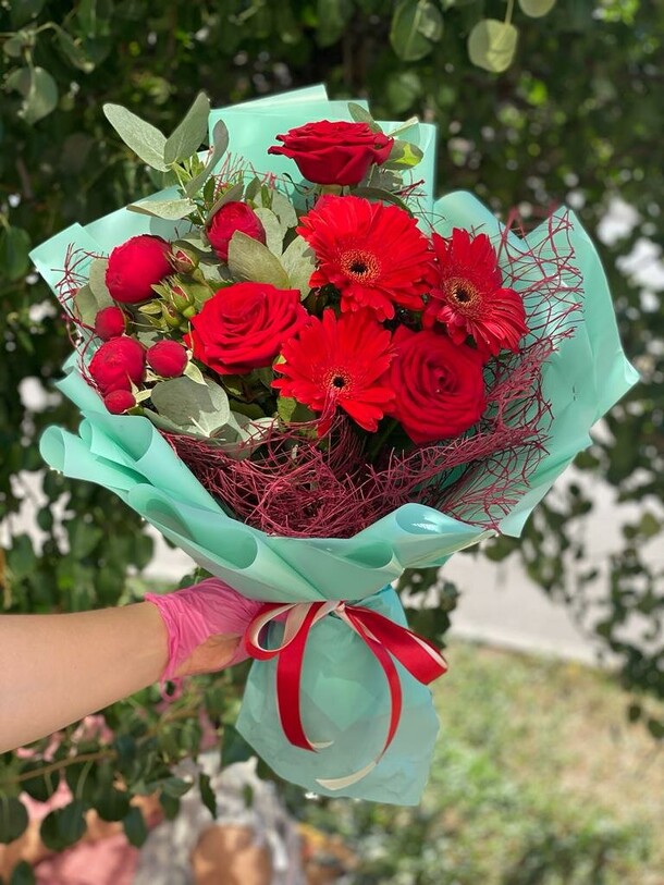 Яркий лучик, артикул F1180228 - 11773 рублей, доставка по городу. Flawery - доставка цветов