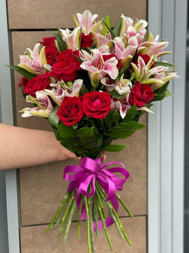 Азарт, артикул F1180524 - 30840 рублей, доставка по городу. Flawery - доставка цветов