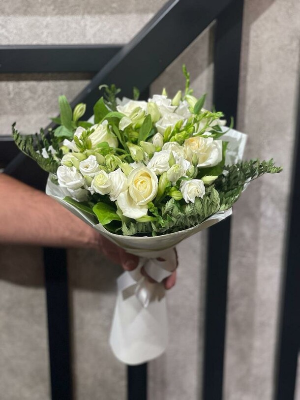 Украшение, артикул F1180561 - 22785 рублей, доставка по городу. Flawery - доставка цветов