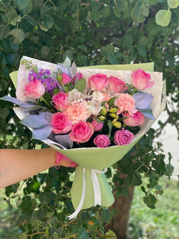 Роман, артикул F1180660 - 16939 рублей, доставка по городу. Flawery - доставка цветов