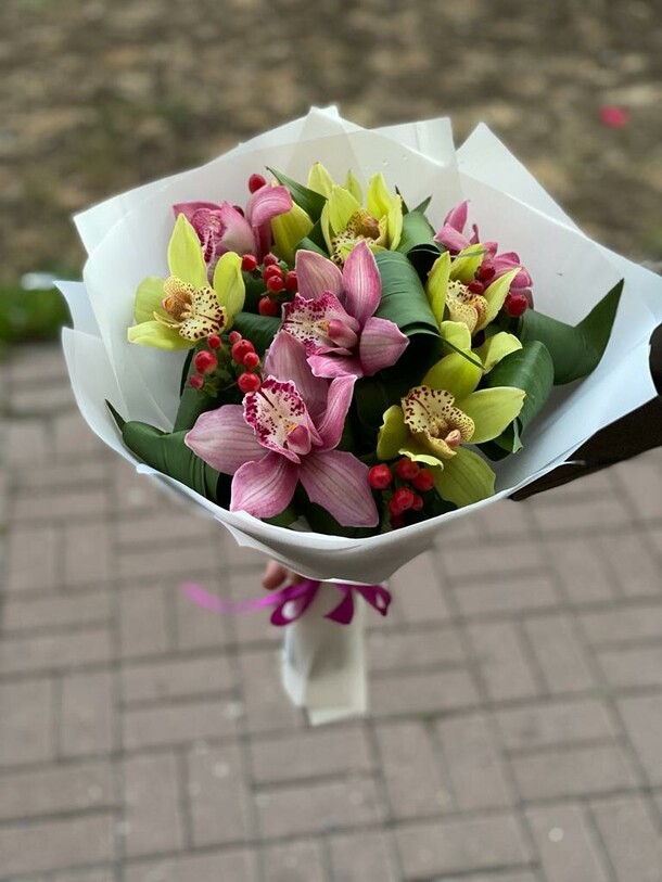 Символ страсти, артикул F1180822 - 19483 рублей, доставка по городу. Flawery - доставка цветов