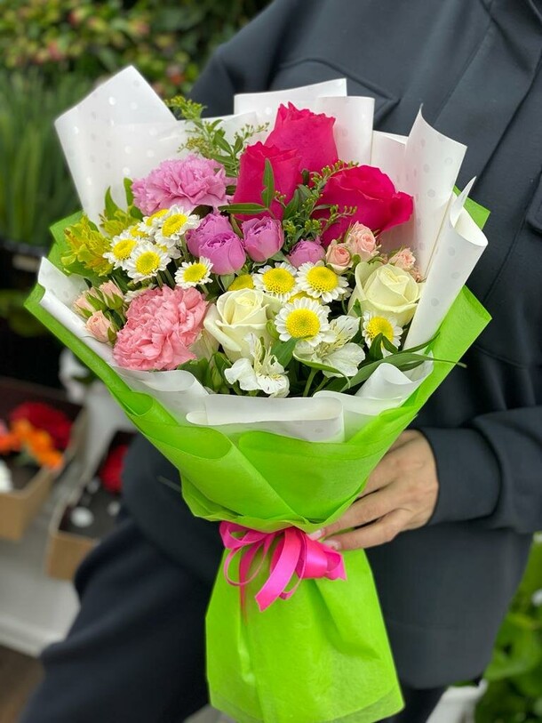 Цветная радость, артикул F1181206 - 18684 рублей, доставка по городу. Flawery - доставка цветов