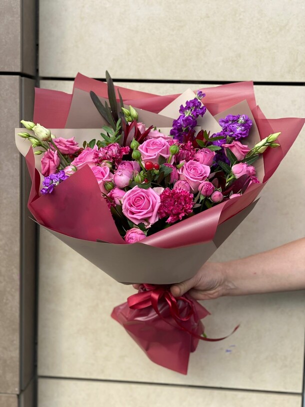 Каждый день праздник, артикул F1181212 - 24800 рублей, доставка по городу. Flawery - доставка цветов