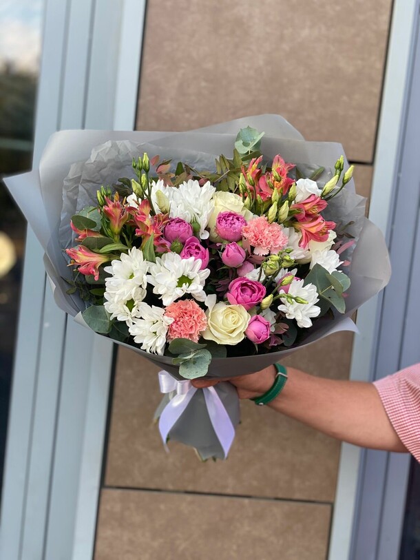 Тонкий стан, артикул F1181222 - 19447 рублей, доставка по городу. Flawery - доставка цветов