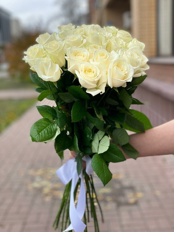 Белая интрига, артикул F1181685 - 21306 рублей, доставка по городу. Flawery - доставка цветов