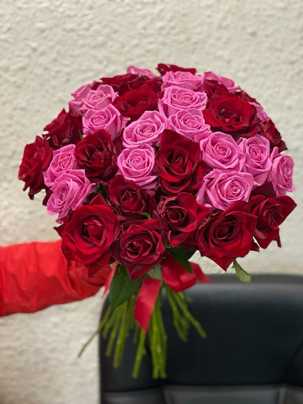 Ред анд роуз, артикул F1181725 - 54682 рублей, доставка по городу. Flawery - доставка цветов