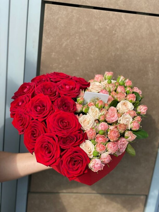 Сердце, артикул F1182794 - 51918 рублей, доставка по городу. Flawery - доставка цветов