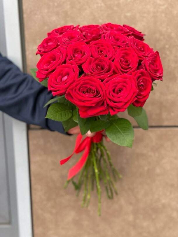 Заря, артикул F1182810 - 11120 рублей, доставка по городу. Flawery - доставка цветов