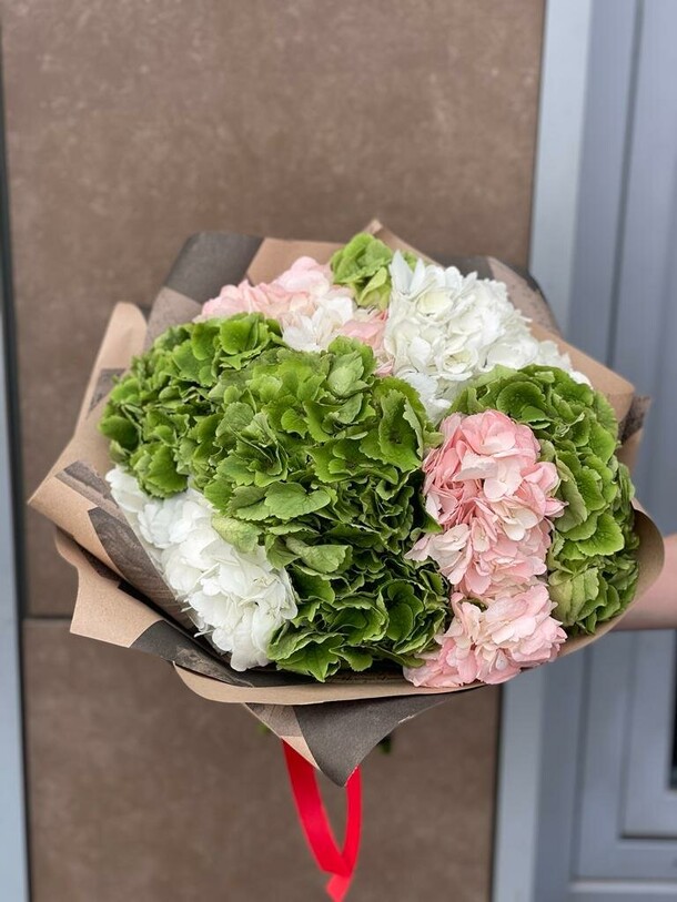 Зеленый шелест, артикул F1182814 - 33230 рублей, доставка по городу. Flawery - доставка цветов