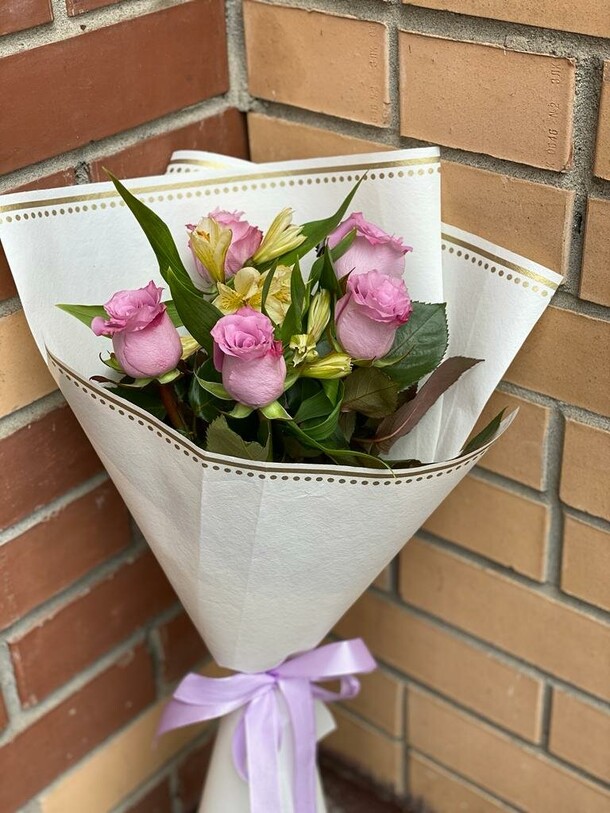 Нежность, артикул F1183764 - 16523 рублей, доставка по городу. Flawery - доставка цветов