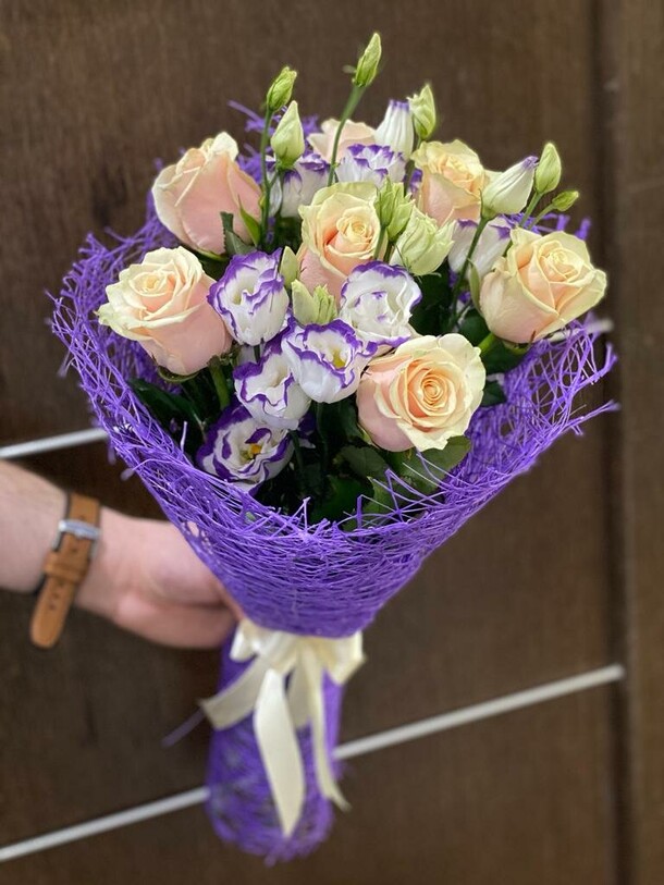 Букет "флорентина", артикул F1189225 - 7975 рублей, доставка по городу. Flawery - доставка цветов