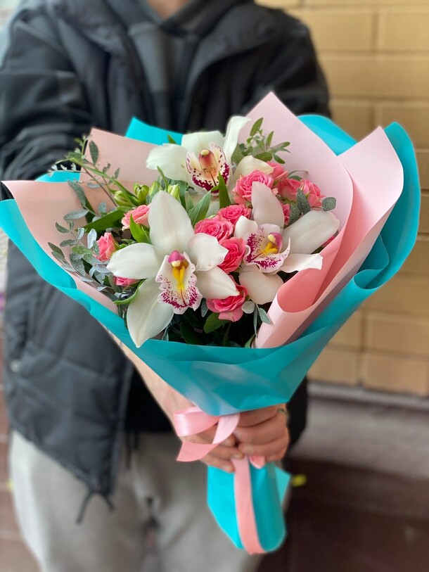 Букет "шепот", артикул F1190448 - 7523 рублей, доставка по городу. Flawery - доставка цветов