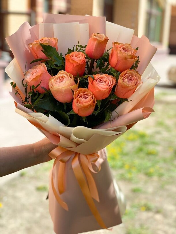 Букет " иноземка", артикул F1190802 - 12346 рублей, доставка по городу. Flawery - доставка цветов