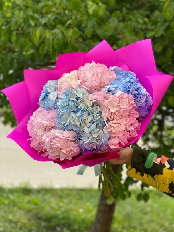 Букет "воздушная акварель", артикул F1191143 - 19369 рублей, доставка по городу. Flawery - доставка цветов