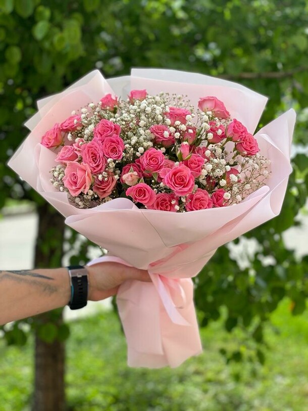 Букет "беззаботность", артикул F1191190 - 8357 рублей, доставка по городу. Flawery - доставка цветов