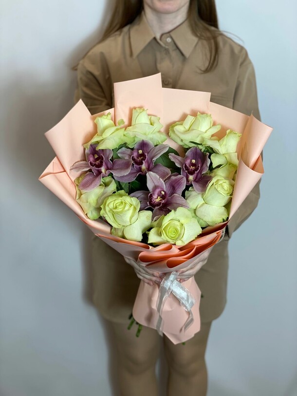 Букет "моя принцесса", артикул F1191491 - 9111 рублей, доставка по городу. Flawery - доставка цветов