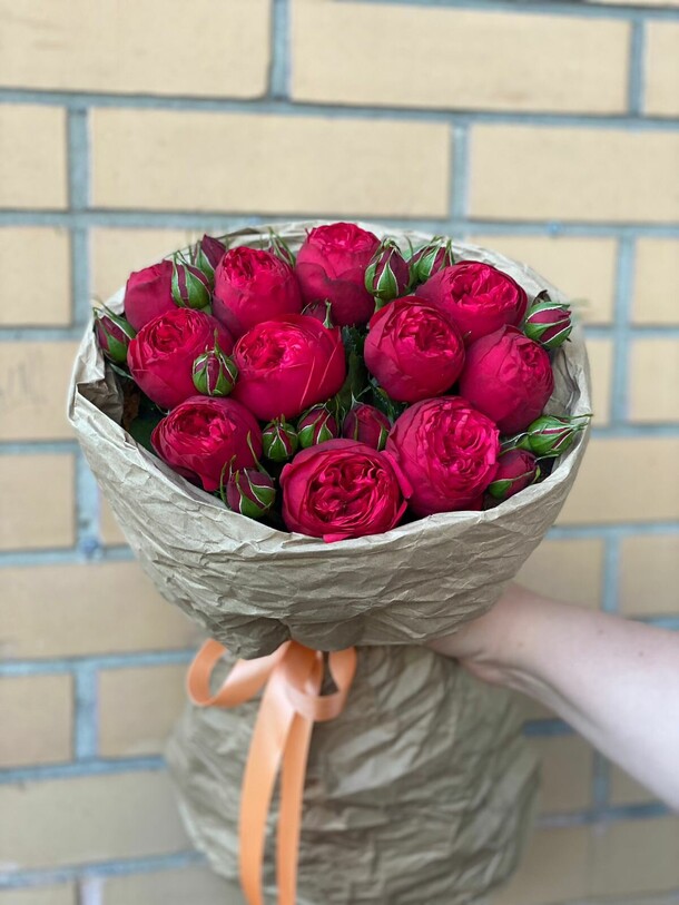 Букет "рэд пиано", артикул F1191496 - 12913 рублей, доставка по городу. Flawery - доставка цветов