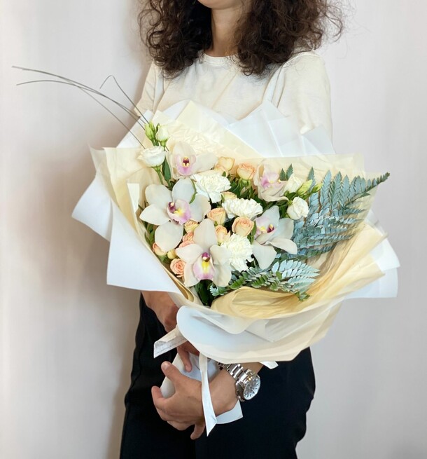 Букет "нежный трепет", артикул F1191539 - 14055 рублей, доставка по городу. Flawery - доставка цветов