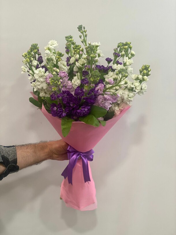 Букет "маттиола", артикул F1191813 - 10252 рублей, доставка по городу. Flawery - доставка цветов