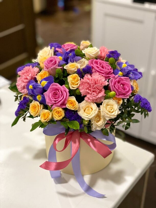 Композиция "сладкая жизнь ", артикул F1201349 - 14812 рублей, доставка по городу. Flawery - доставка цветов