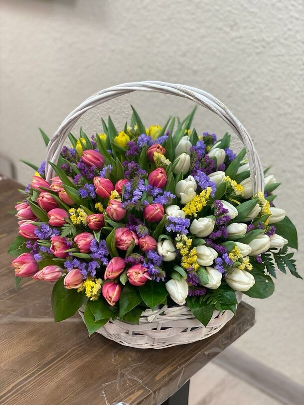 Эмоции, артикул F1244478 - 48246 рублей, доставка по городу. Flawery - доставка цветов