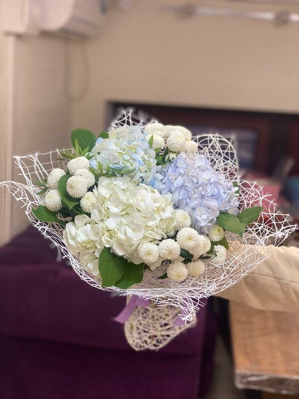 Облака в небе, артикул F1244649 - 11403 рублей, доставка по городу. Flawery - доставка цветов