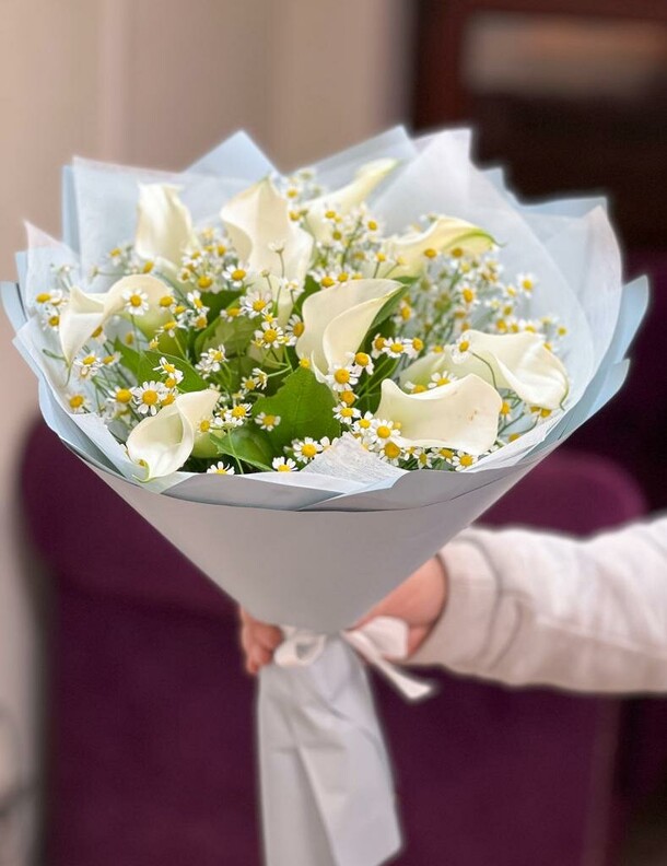 Чаровница, артикул F1244701 - 11034 рублей, доставка по городу. Flawery - доставка цветов