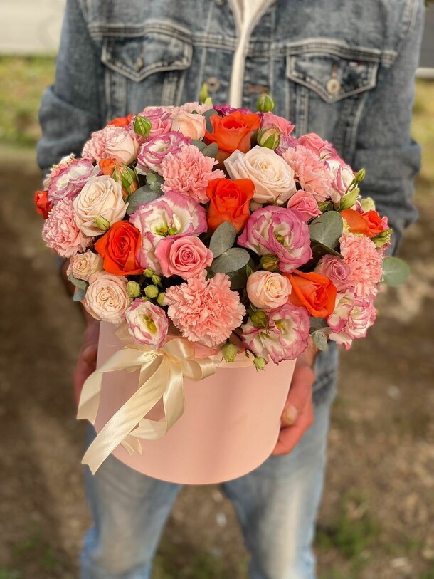 Рассвет над амазонкой, артикул F1245031 - 27563 рублей, доставка по городу. Flawery - доставка цветов