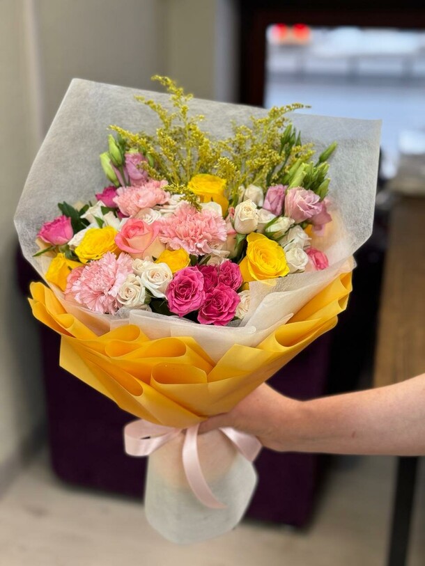 Ярче солнца, артикул F1247203 - 12454 рублей, доставка по городу. Flawery - доставка цветов