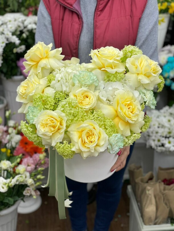 Лимонный щербет, артикул F1248483 - 19540 рублей, доставка по городу. Flawery - доставка цветов