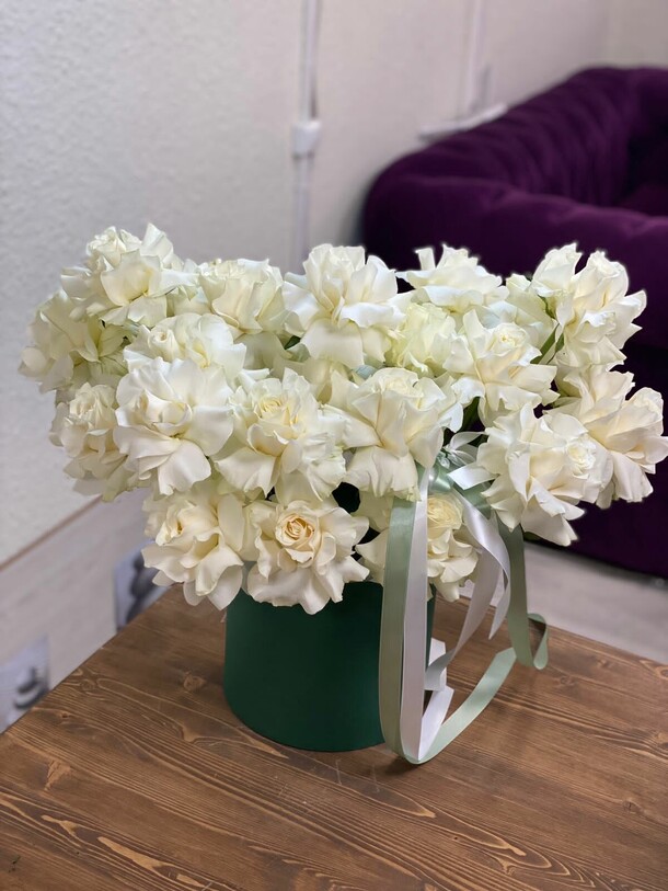 Каспер, артикул F1249892 - 17404 рублей, доставка по городу. Flawery - доставка цветов