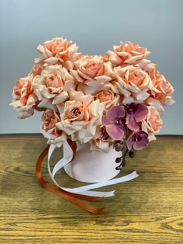 Персиковая нежность, артикул F1249918 - 19857 рублей, доставка по городу. Flawery - доставка цветов