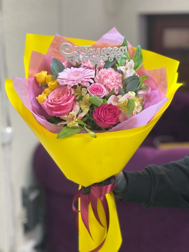 Удачный выбор, артикул F1249947 - 9612 рублей, доставка по городу. Flawery - доставка цветов