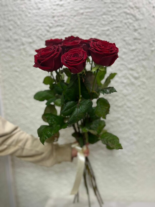 Комплимент, артикул F1250022 - 2904 рублей, доставка по городу. Flawery - доставка цветов