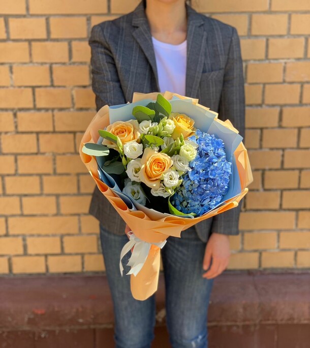 Санрайз, артикул F1250039 - 9373 рублей, доставка по городу. Flawery - доставка цветов