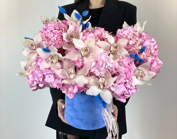 Вечная любовь, артикул F1250357 - 35720 рублей, доставка по городу. Flawery - доставка цветов