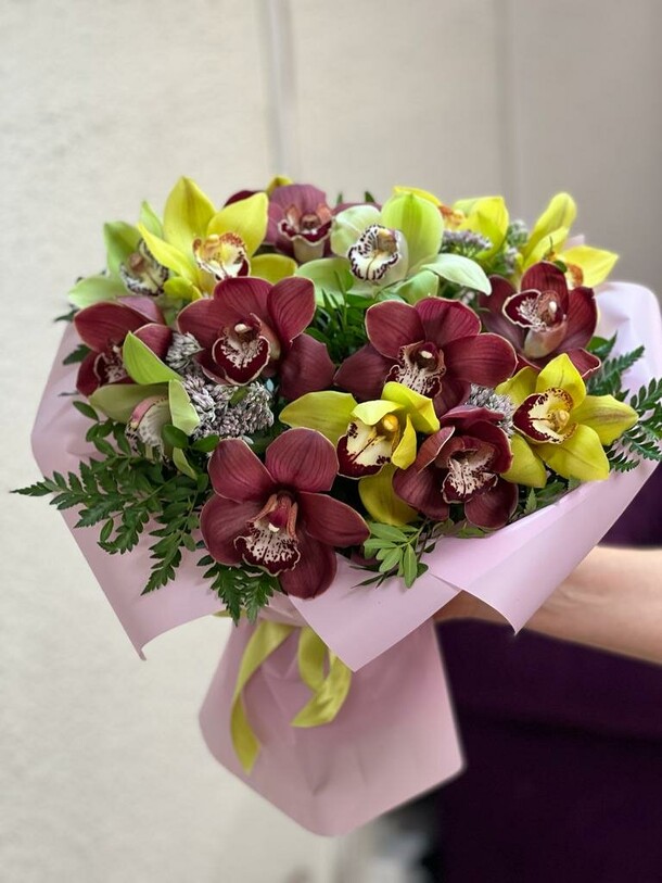 Микс из орхидей, артикул F1250432 - 16205 рублей, доставка по городу. Flawery - доставка цветов