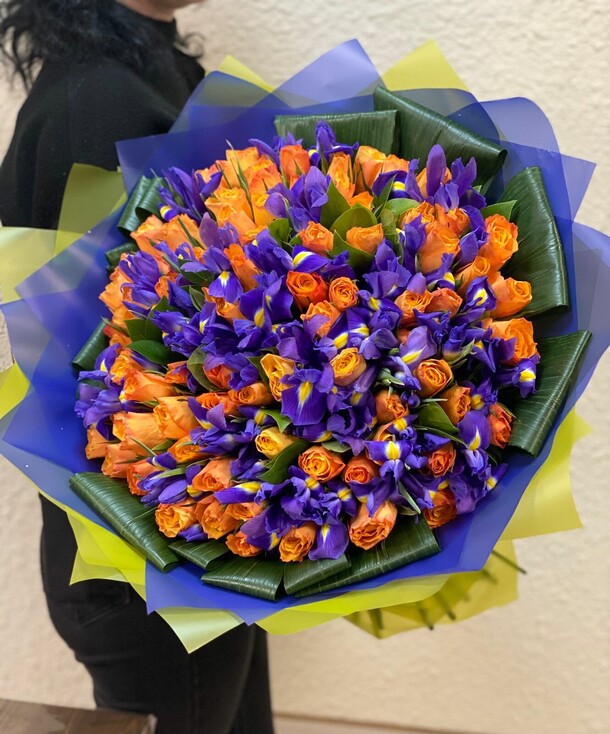 Море чувств, артикул F1250852 - 37748 рублей, доставка по городу. Flawery - доставка цветов