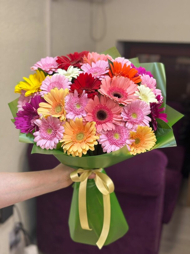 Эмоции, артикул F1273898 - 12947 рублей, доставка по городу. Flawery - доставка цветов