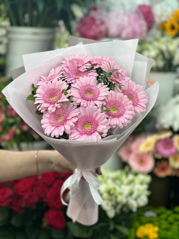 Леди, артикул F1274012 - 9009 рублей, доставка по городу. Flawery - доставка цветов