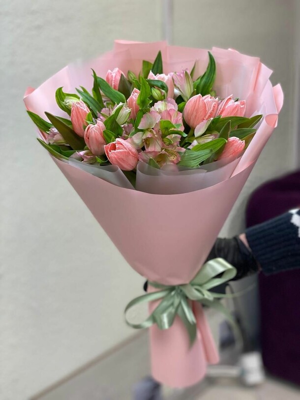 Немо, артикул F1274058 - 11798 рублей, доставка по городу. Flawery - доставка цветов