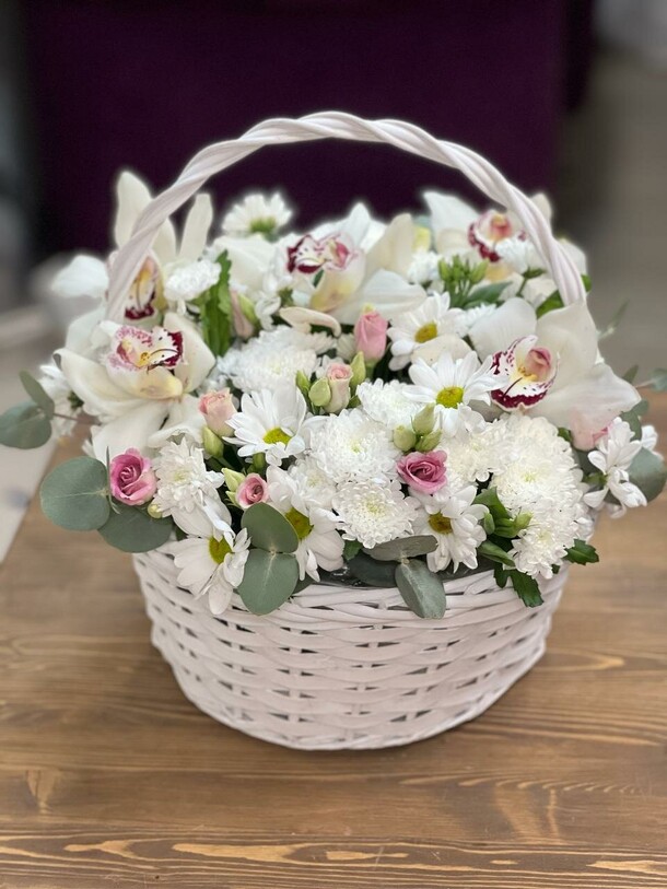 Белоснежность, артикул F1274221 - 19391 рублей, доставка по городу. Flawery - доставка цветов