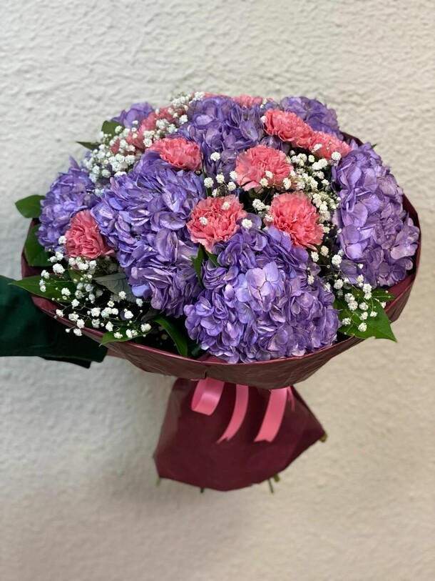 Гармония цвета, артикул F1274237 - 21758 рублей, доставка по городу. Flawery - доставка цветов