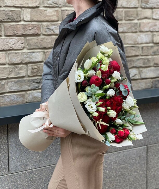 Гармония, артикул F1278077 - 24103 рублей, доставка по городу. Flawery - доставка цветов