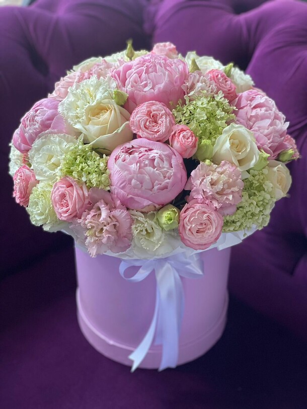 Джулай, артикул F1278096 - 34113 рублей, доставка по городу. Flawery - доставка цветов