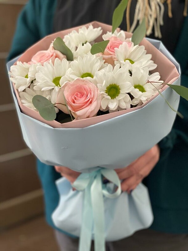 Букет "воздушная акварель", артикул F1282172 - 7788 рублей, доставка по городу. Flawery - доставка цветов