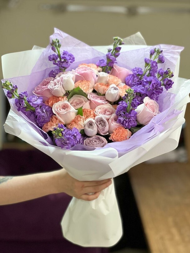 Космо, артикул F1286686 - 16529 рублей, доставка по городу. Flawery - доставка цветов